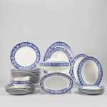 1071 7268 DINNERWARE